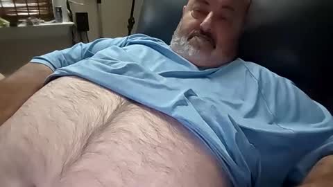 Snapshot of bigfuzzyteddybear chatting on 12/04/25, 04:38 bigfuzzyteddybear online show from 12/04/25, 04:38