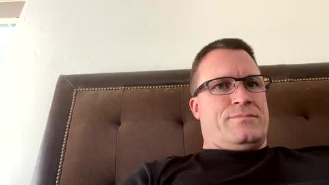 Snapshot of bigger22332233 chatting on 01/17/25, 09:28 bigger22332233 online show from 01/17/25, 09:28