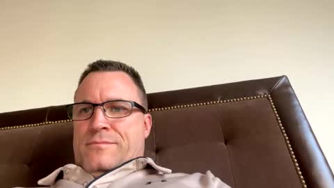 Snapshot of bigger22332233 chatting on 02/06/26, 08:45 bigger22332233 online show from 02/06/26, 08:45