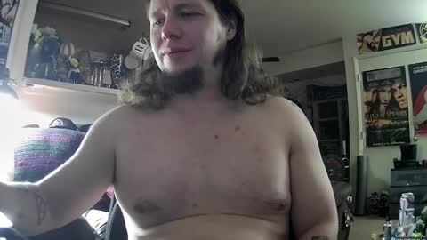 biggerisbetter21 online show from 01/01/25, 02:19