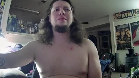 biggerisbetter21 online show from 01/03/25, 07:27