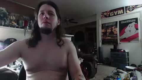 biggerisbetter21 online show from 09/25/25, 07:45