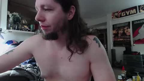 biggerisbetter21 online show from 10/15/25, 10:10