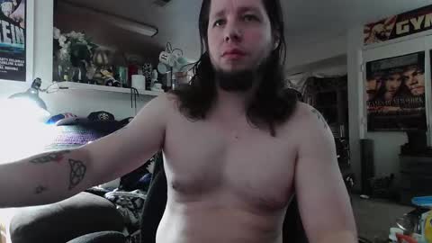 biggerisbetter21 online show from 10/19/25, 09:48