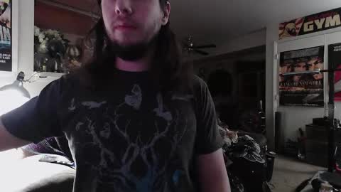 biggerisbetter21 online show from 03/18/26, 07:33