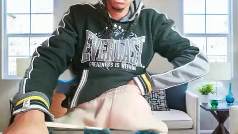 Snapshot of biggeroncam chatting on 01/12/25, 04:29 biggeroncam online show from 01/12/25, 04:29