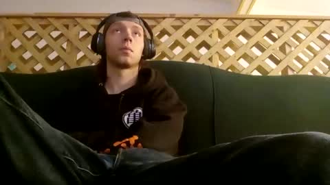 Snapshot of biggestboiiii chatting on 11/06/25, 10:38 biggestboiiii online show from 11/06/25, 10:38