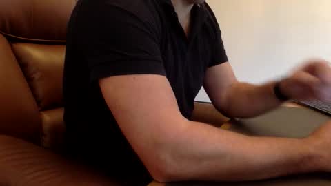 Snapshot of biggestjack1 chatting on 04/01/26, 10:05 TheBiggestJack online show from 04/01/26, 10:05