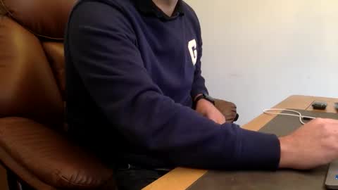 Snapshot of biggestjack1 chatting on 04/21/26, 10:10 TheBiggestJack online show from 04/21/26, 10:10