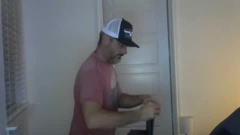 Snapshot of biggin10inch chatting on 04/19/26, 04:01 Gavin online show from 04/19/26, 04:01