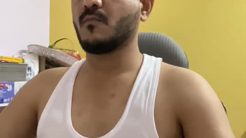 Snapshot of bighandsomesatisfy chatting on 01/13/26, 01:33 bighandsomesatisfy online show from 01/13/26, 01:33