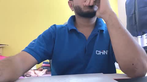 Snapshot of bighandsomesatisfy chatting on 02/02/26, 12:26 bighandsomesatisfy online show from 02/02/26, 12:26