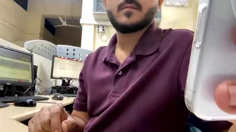 Snapshot of bighandsomesatisfy chatting on 02/15/26, 04:14 bighandsomesatisfy online show from 02/15/26, 04:14