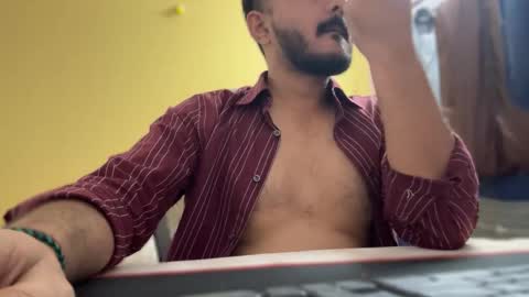 Snapshot of bighandsomesatisfy chatting on 03/30/26, 06:53 bighandsomesatisfy online show from 03/30/26, 06:53