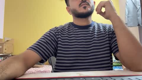 Snapshot of bighandsomesatisfy chatting on 04/03/26, 04:05 bighandsomesatisfy online show from 04/03/26, 04:05