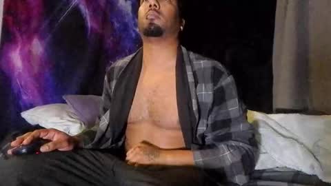 Snapshot of bighardcock989 chatting on 01/11/26, 04:06 bighardcock989 online show from 01/11/26, 04:06