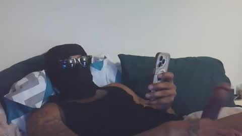 Snapshot of bighawaiislim chatting on 03/10/26, 03:11 bighawaiislim online show from 03/10/26, 03:11