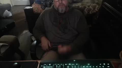 bighugmugg online show from 11/10/25, 12:48