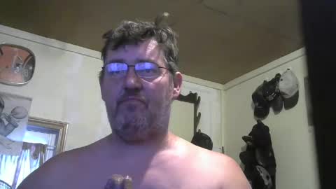 Snapshot of bigjohn41000 chatting on 10/02/25, 10:28 bigjohn41000 online show from 10/02/25, 10:28