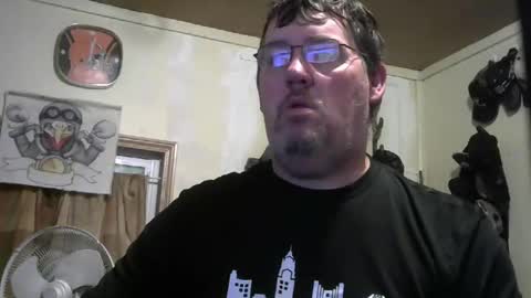 Snapshot of bigjohn41000 chatting on 10/17/25, 09:45 bigjohn41000 online show from 10/17/25, 09:45