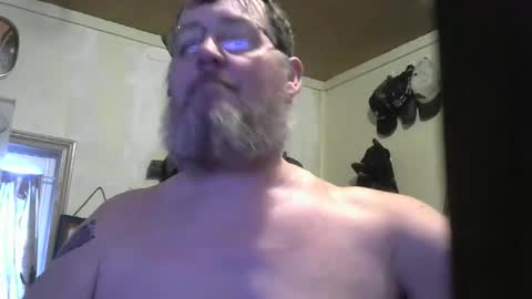 Snapshot of bigjohn41000 chatting on 02/25/26, 10:41 bigjohn41000 online show from 02/25/26, 10:41