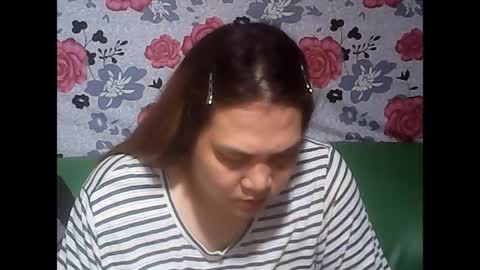 Snapshot of bigload_ladyboy chatting on 04/23/26, 12:29 bigload_ladyboy online show from 04/23/26, 12:29