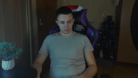 Snapshot of bigmark03 chatting on 01/11/25, 09:04 BigMark03 online show from 01/11/25, 09:04