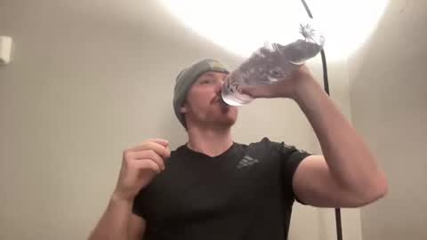 Snapshot of bigmcr1 chatting on 01/08/25, 12:17 Nick Barker online show from 01/08/25, 12:17