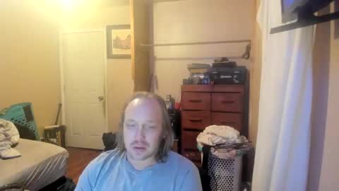 Snapshot of bigmike20129020 chatting on 02/06/25, 02:22 bigmike20129020 online show from 02/06/25, 02:22