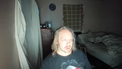 Snapshot of bigmike20129020 chatting on 02/24/25, 01:24 bigmike20129020 online show from 02/24/25, 01:24