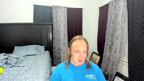 Snapshot of bigmike20129020 chatting on 10/09/25, 08:34 bigmike20129020 online show from 10/09/25, 08:34