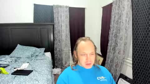 bigmike20129020 online show from 10/11/25, 08:24