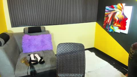 Snapshot of bigmouth_agna chatting on 01/25/25, 03:40 kiaaannaaaa online show from 01/25/25, 03:40