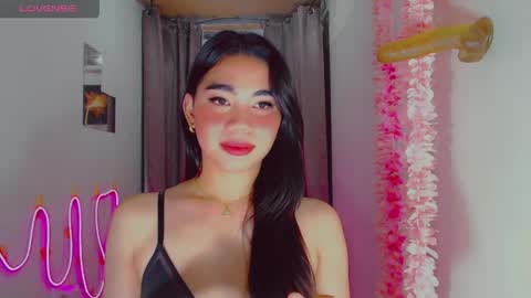 Snapshot of bigmouth_agna chatting on 05/06/26, 01:36 kiaaannaaaa online show from 05/06/26, 01:36