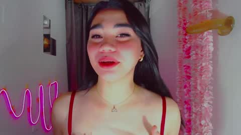 Snapshot of bigmouth_agna chatting on 05/08/26, 04:29 kiaaannaaaa online show from 05/08/26, 04:29
