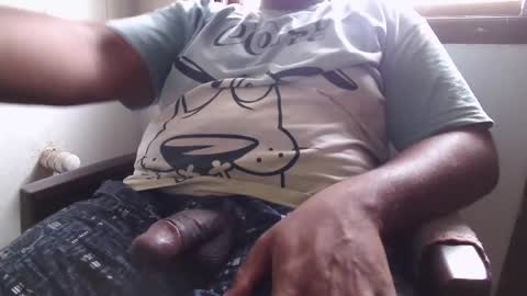 Snapshot of bignaturaldesi chatting on 02/20/26, 10:05 bignaturaldesi online show from 02/20/26, 10:05