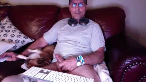 Snapshot of bignjakd6 chatting on 09/22/25, 02:46 CumCMe online show from 09/22/25, 02:46