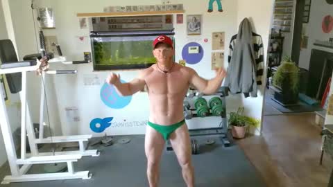 Snapshot of bigredmachine25 chatting on 09/23/25, 05:05 Jarvis online show from 09/23/25, 05:05