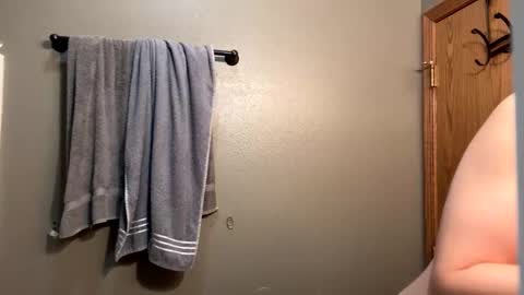 bigskinnyboyshh online show from 11/25/25, 04:45