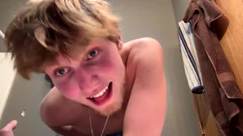 bigskinnyboyshh online show from 11/25/25, 11:27