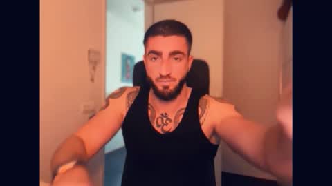 Gogo online show from 10/17/25, 12:19