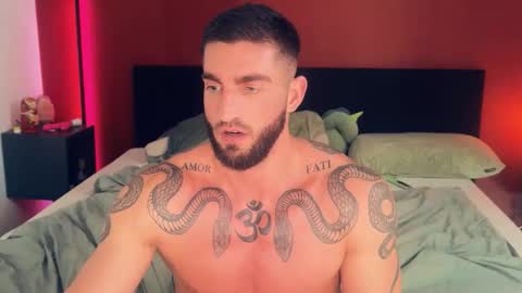 Gogo online show from 11/16/25, 01:06