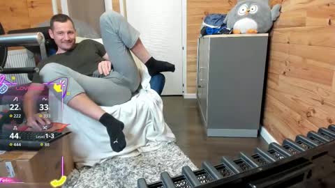 bigsshark online show from 11/26/25, 09:27