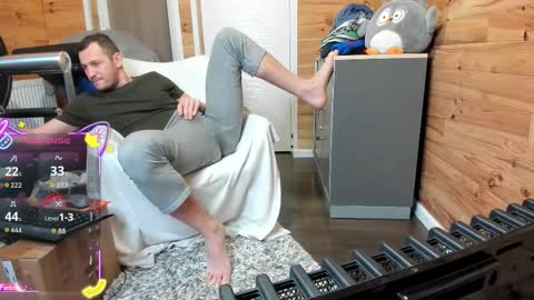 bigsshark online show from 11/28/25, 09:06