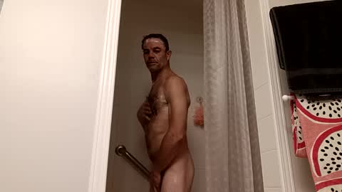 Snapshot of bigstuff674 chatting on 01/29/25, 01:07 Aka hardwood online show from 01/29/25, 01:07