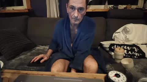 Snapshot of bigswe1 chatting on 01/17/25, 06:54 bigswe1 online show from 01/17/25, 06:54