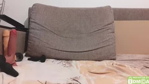 BigTitsBoyx1 online show from 01/12/25, 05:13