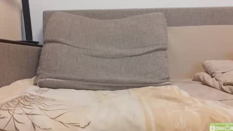BigTitsBoyx1 online show from 05/13/26, 08:38