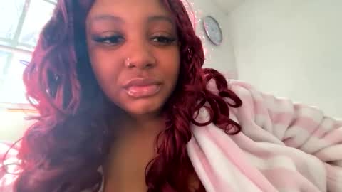 Snapshot of bigtittienyx chatting on 03/02/26, 04:36 bigtittienyx online show from 03/02/26, 04:36