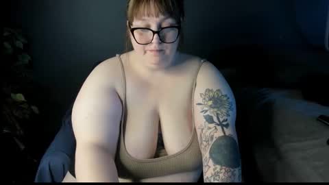 Snapshot of bigtittybbw chatting on 03/02/26, 06:59 bigtittybbw online show from 03/02/26, 06:59